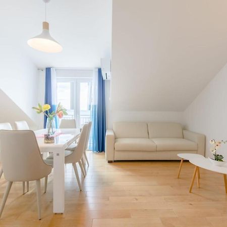 פודסטראנה Apartmani Krilo מראה חיצוני תמונה