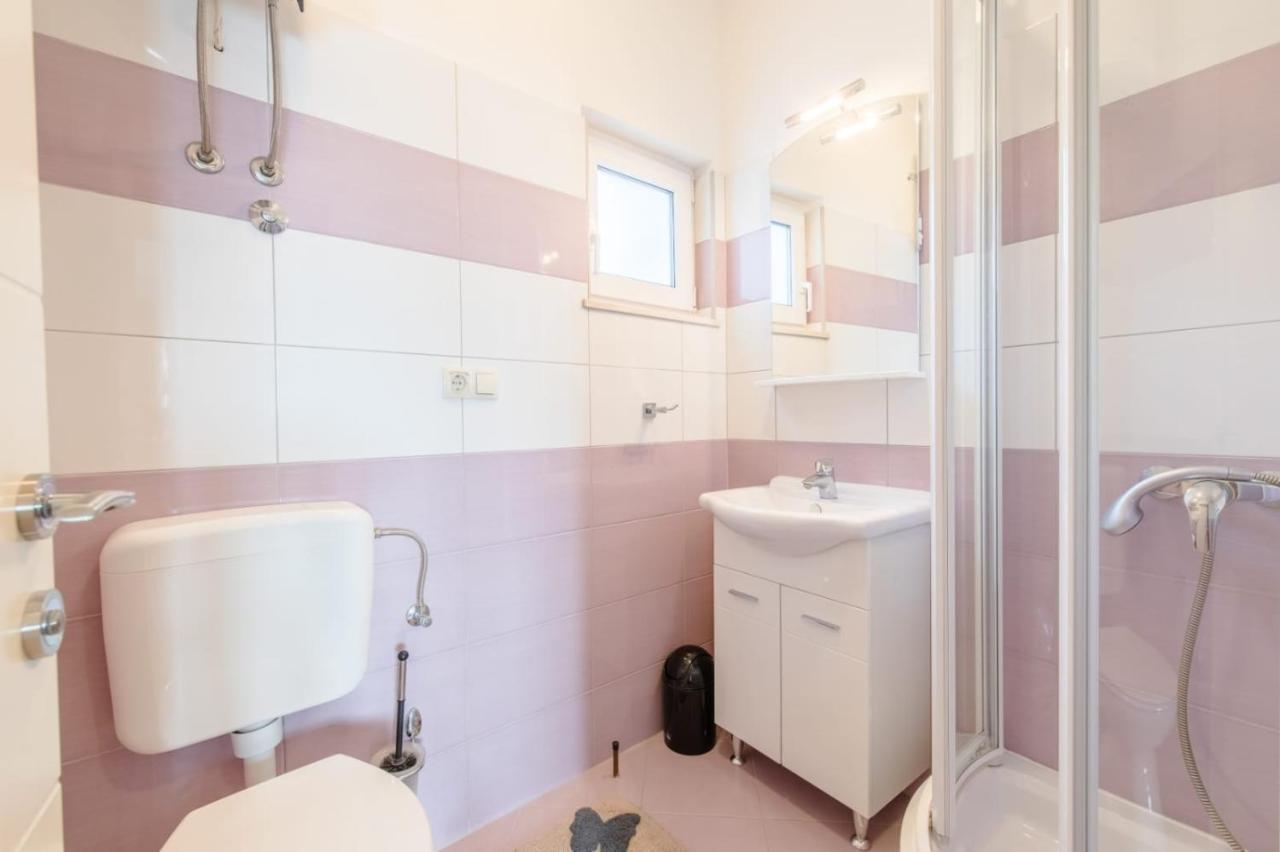 פודסטראנה Apartmani Krilo מראה חיצוני תמונה