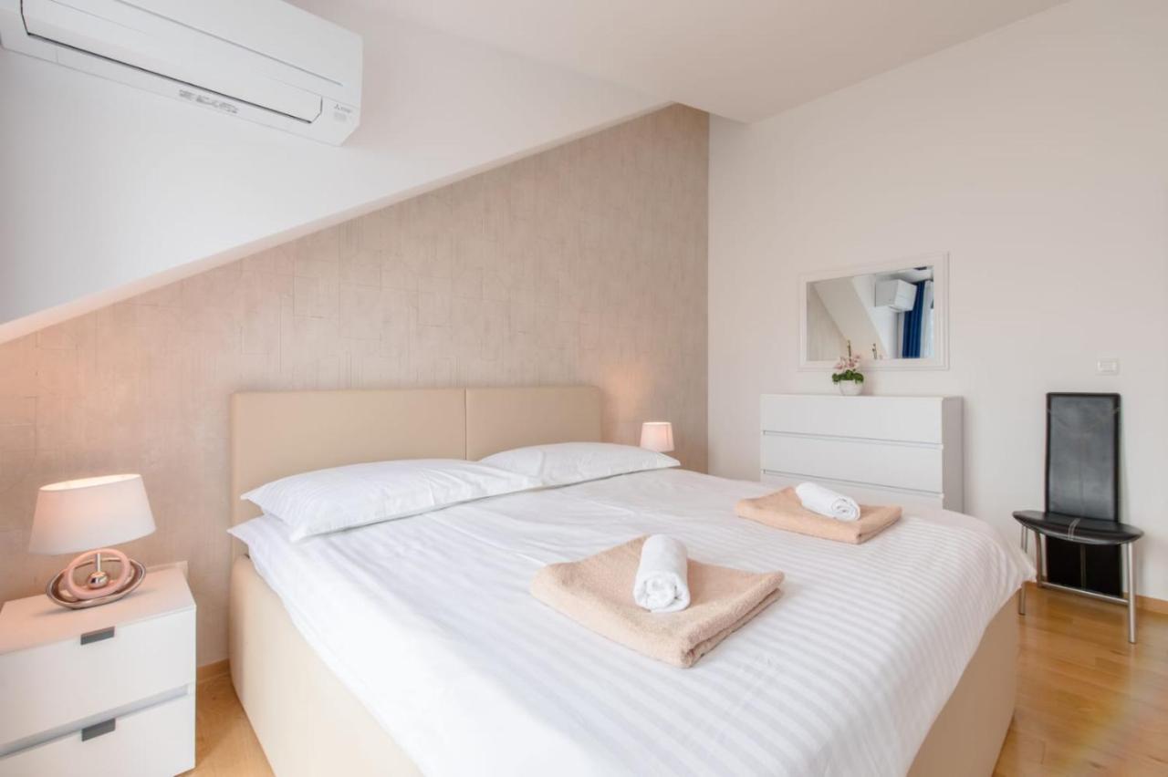 פודסטראנה Apartmani Krilo מראה חיצוני תמונה