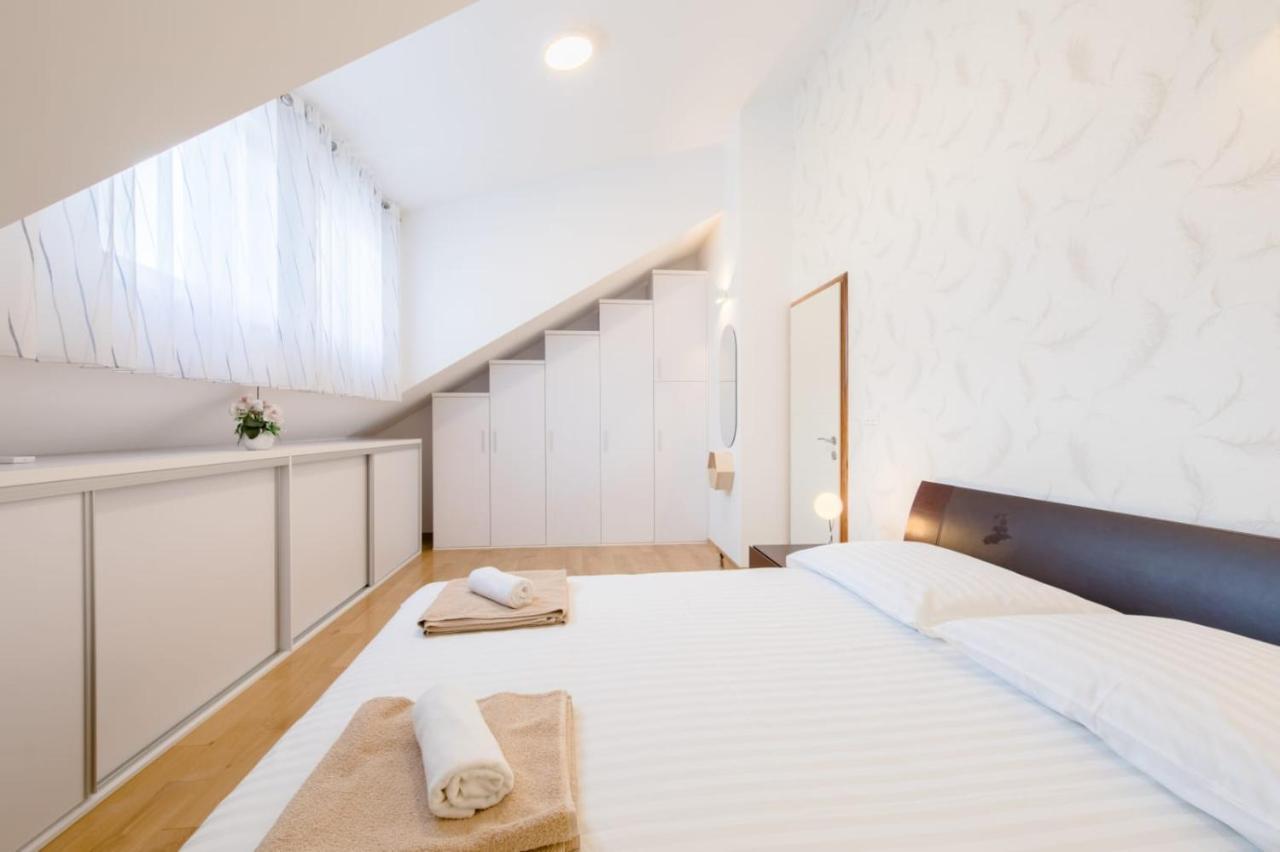 פודסטראנה Apartmani Krilo מראה חיצוני תמונה